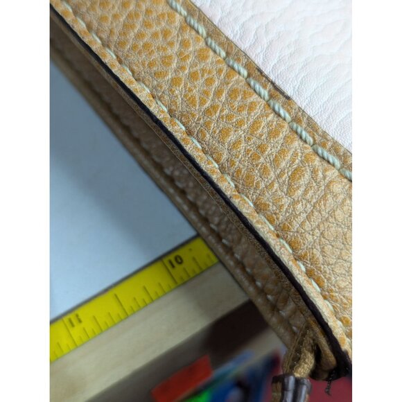 B.O.C. Tan & Cream Crossbody Bag With USB Charger Vegan Leather - Picture 7 of 7